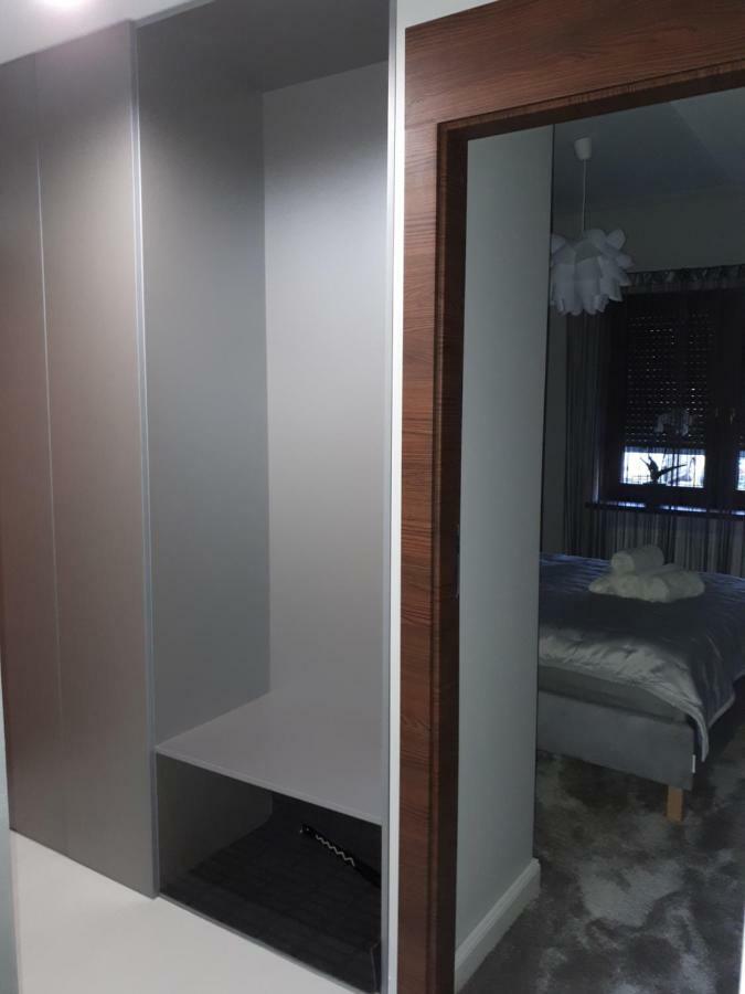 Apartamenty Centrum- Kochanowskiego -Dawniej Two-Bedroom Apartment 锡隆纳葛拉 外观 照片