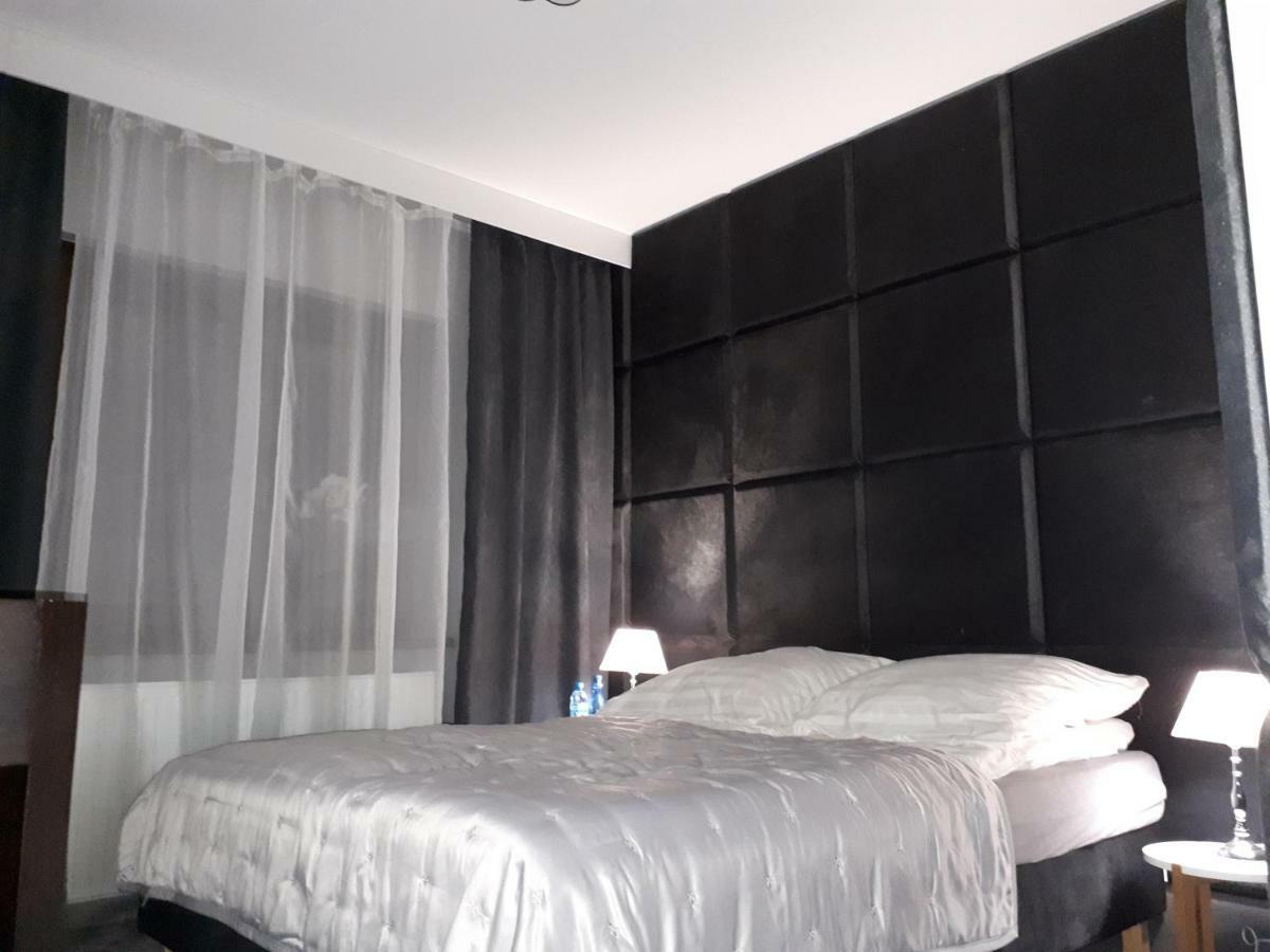 Apartamenty Centrum- Kochanowskiego -Dawniej Two-Bedroom Apartment 锡隆纳葛拉 外观 照片