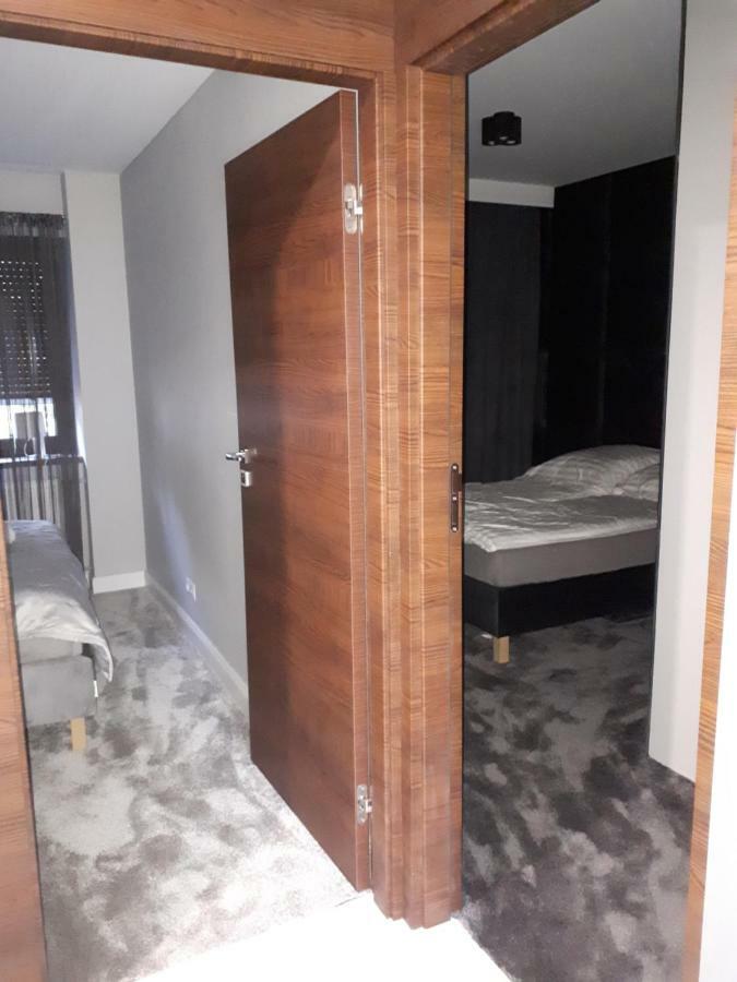 Apartamenty Centrum- Kochanowskiego -Dawniej Two-Bedroom Apartment 锡隆纳葛拉 外观 照片
