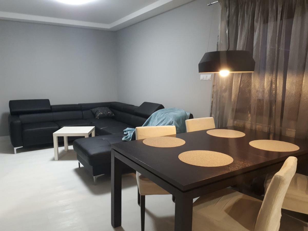Apartamenty Centrum- Kochanowskiego -Dawniej Two-Bedroom Apartment 锡隆纳葛拉 外观 照片