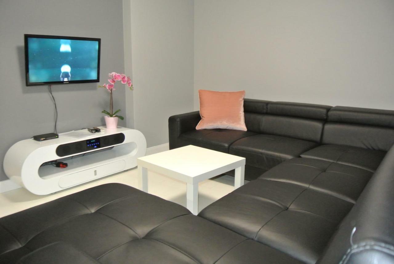 Apartamenty Centrum- Kochanowskiego -Dawniej Two-Bedroom Apartment 锡隆纳葛拉 外观 照片