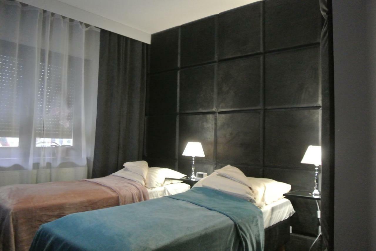 Apartamenty Centrum- Kochanowskiego -Dawniej Two-Bedroom Apartment 锡隆纳葛拉 外观 照片